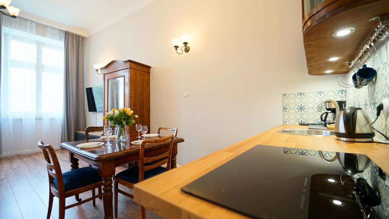 Apartamenty Everysky - Plac Ratuszowy 51 Jelenia Gora Exterior photo